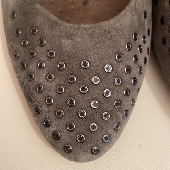 AGL Grey Suede Studded Flats EU 37.5 US size 7 pointed toe EUC Classy slip on - Picture 5 of 10